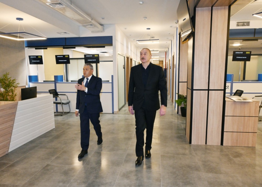 Prezident Şuşada Dövlət Xidmətləri Mərkəzinin açılışında iştirak etdi- FOTOLAR (YENİLƏNİB)